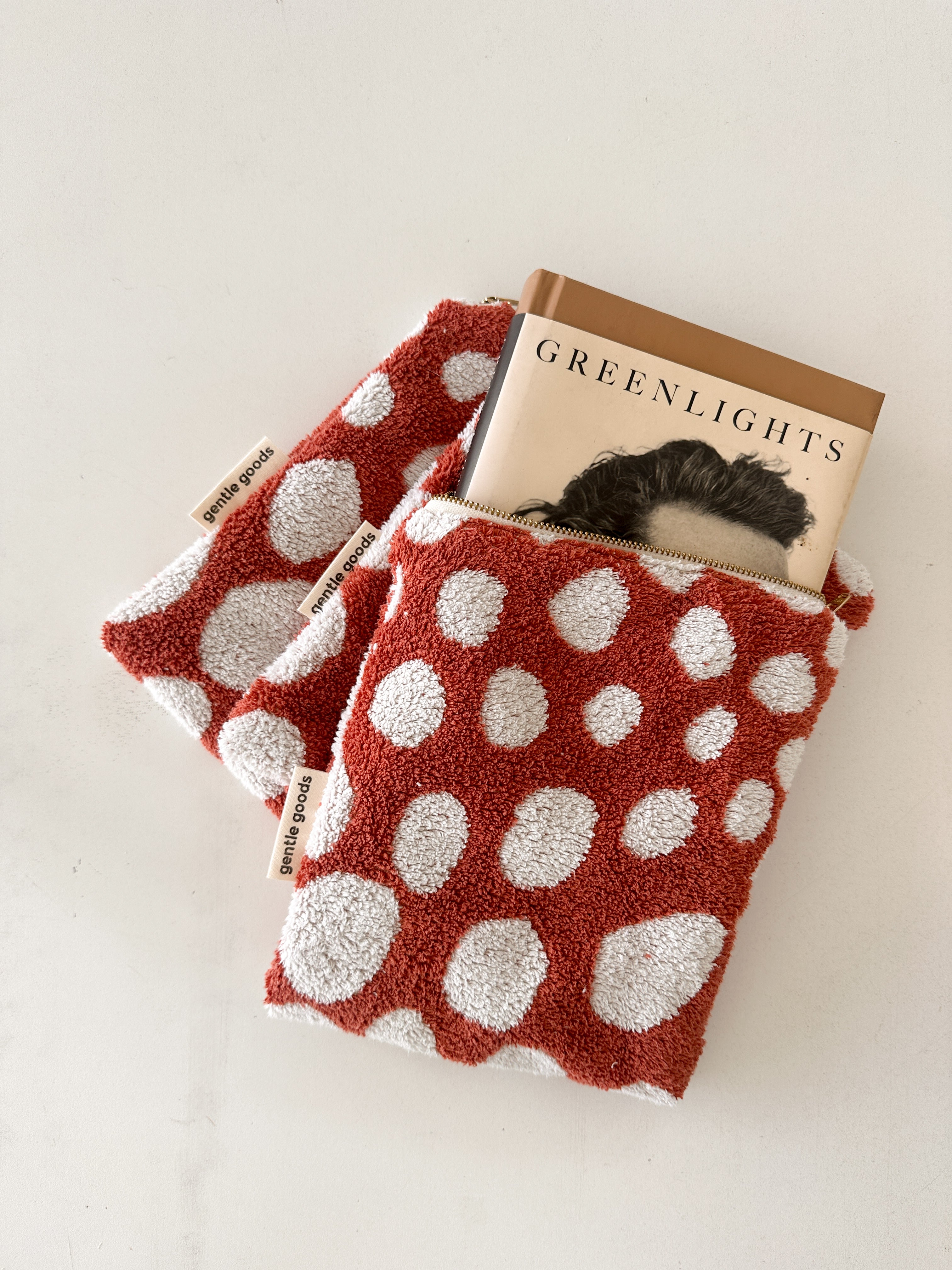 The E-Reader Sleeve - Zipper Closure