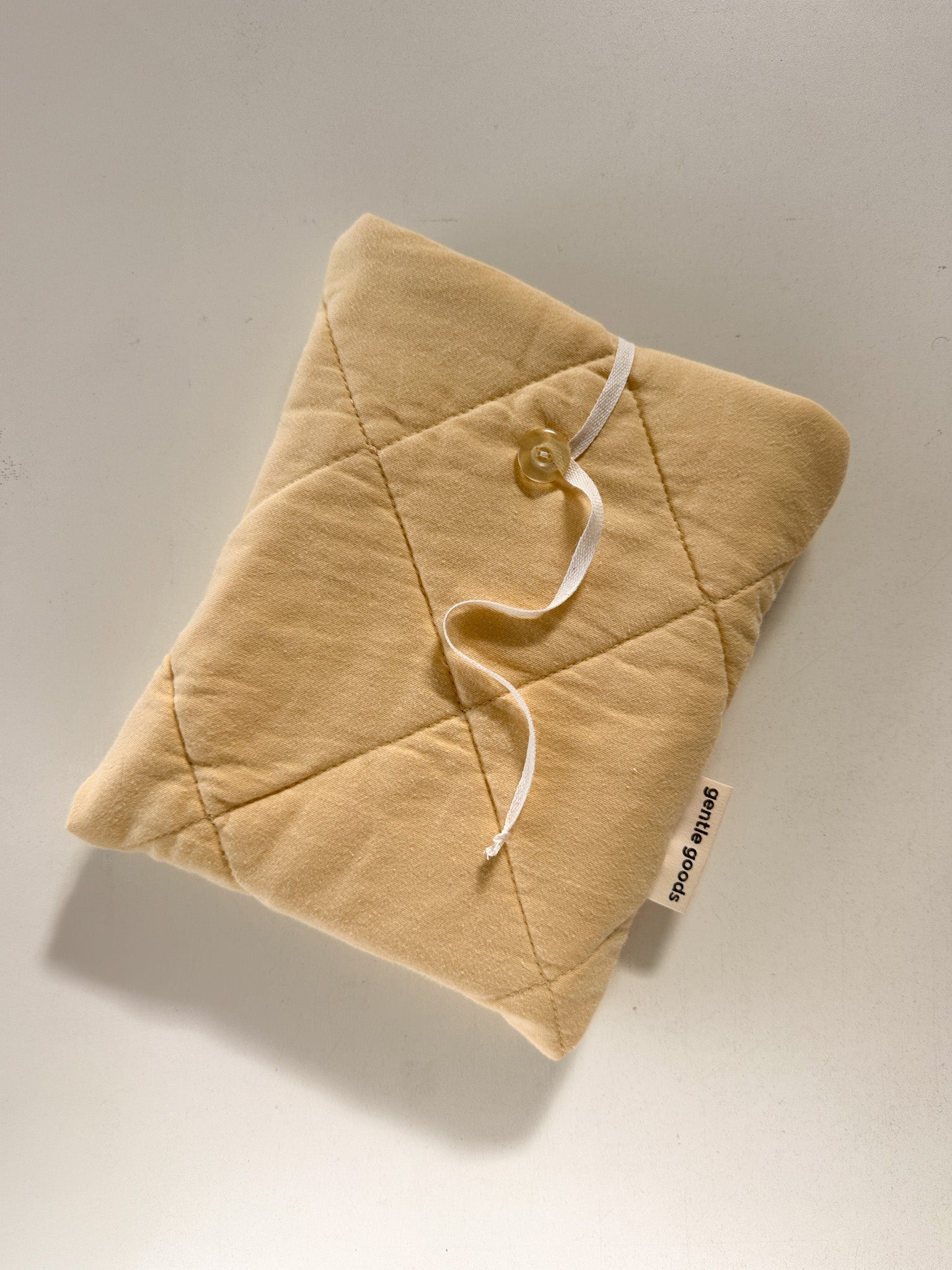 The E-Reader/Book Sleeve - Tie Closure