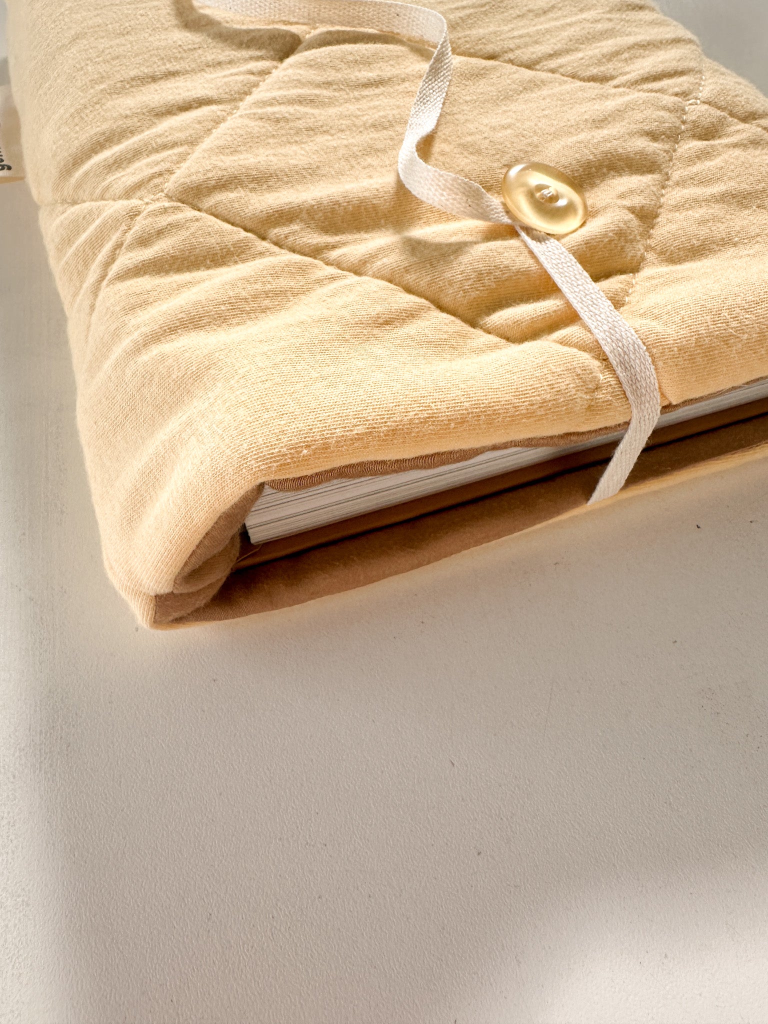 The E-Reader/Book Sleeve - Tie Closure