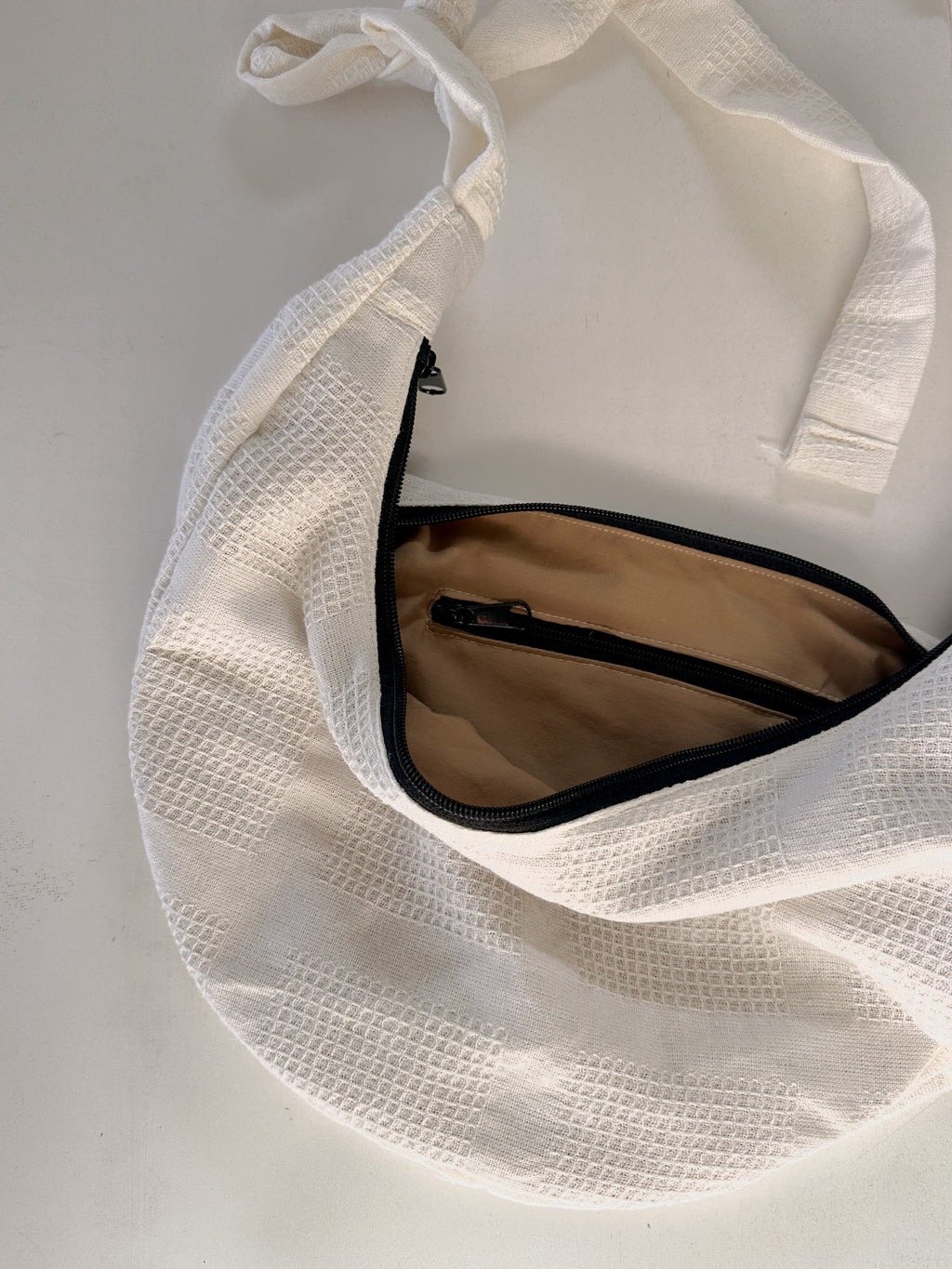 The Halv Sling Bag Digital PDF Sewing Pattern