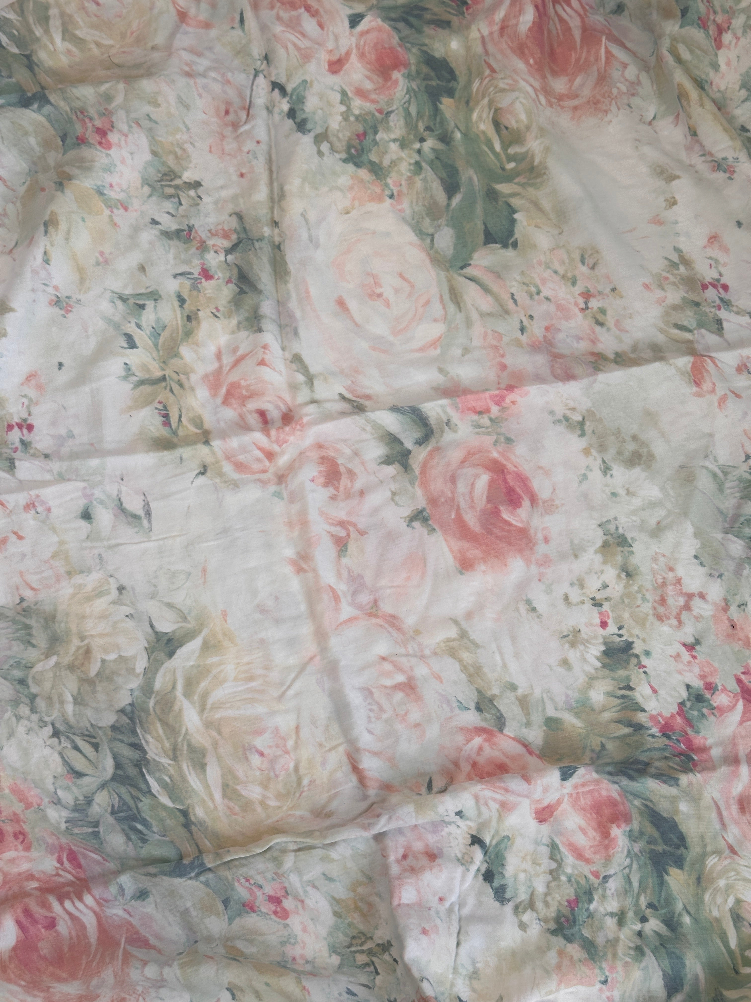 Water Colour Floral - Vintage Fabric - Size: 72"x100"