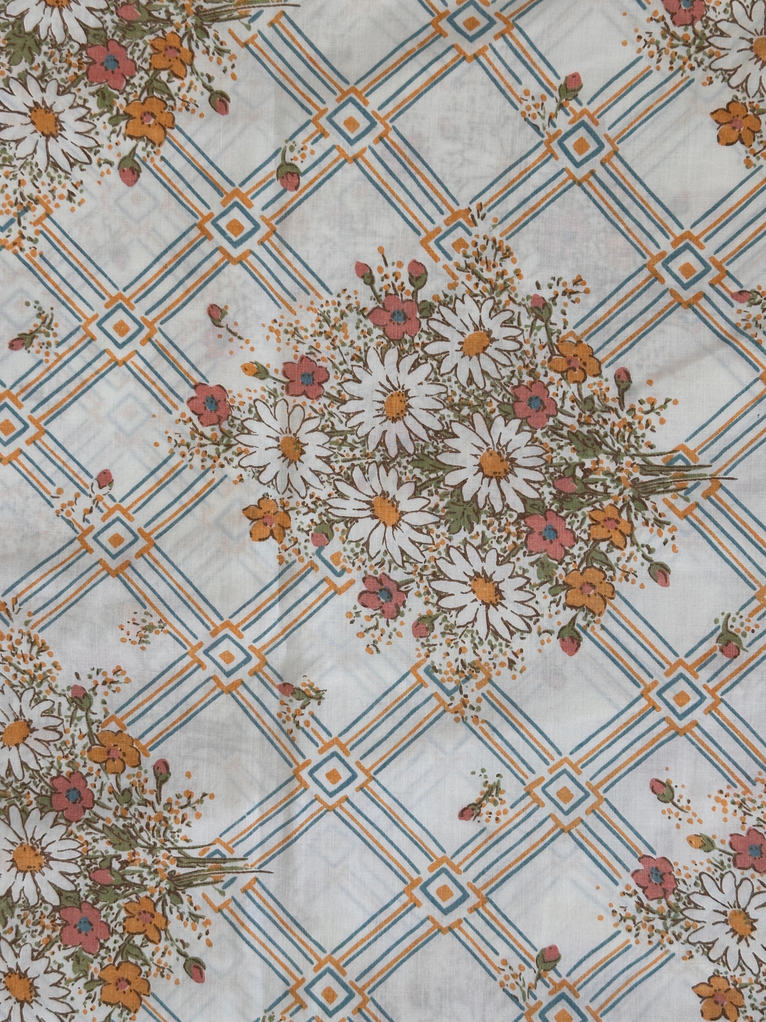 Little Bouquet 3 - Vintage Fabric - Size: 84"x100"
