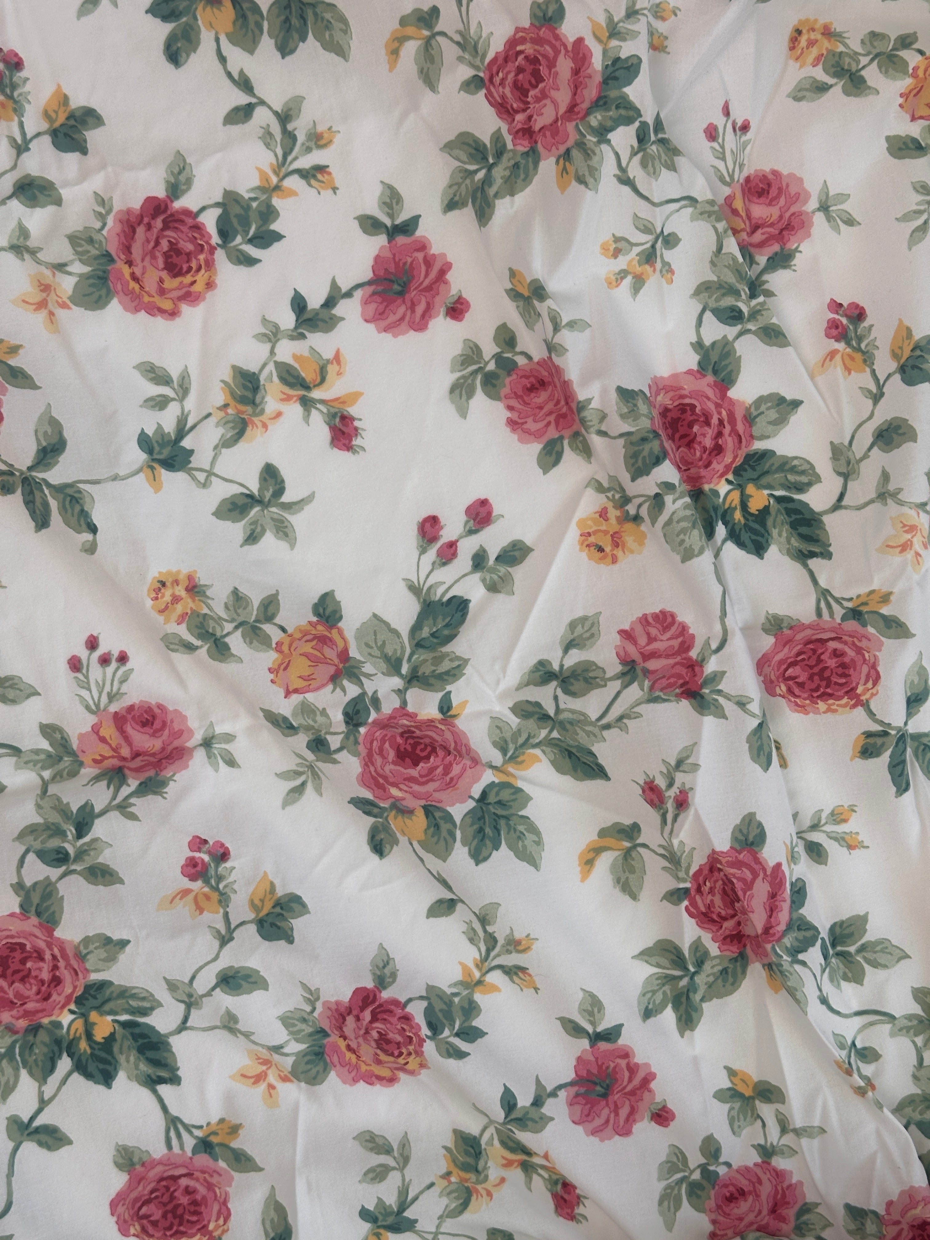Summer Floral 2 - Vintage Fabric - Size: 64"x88"
