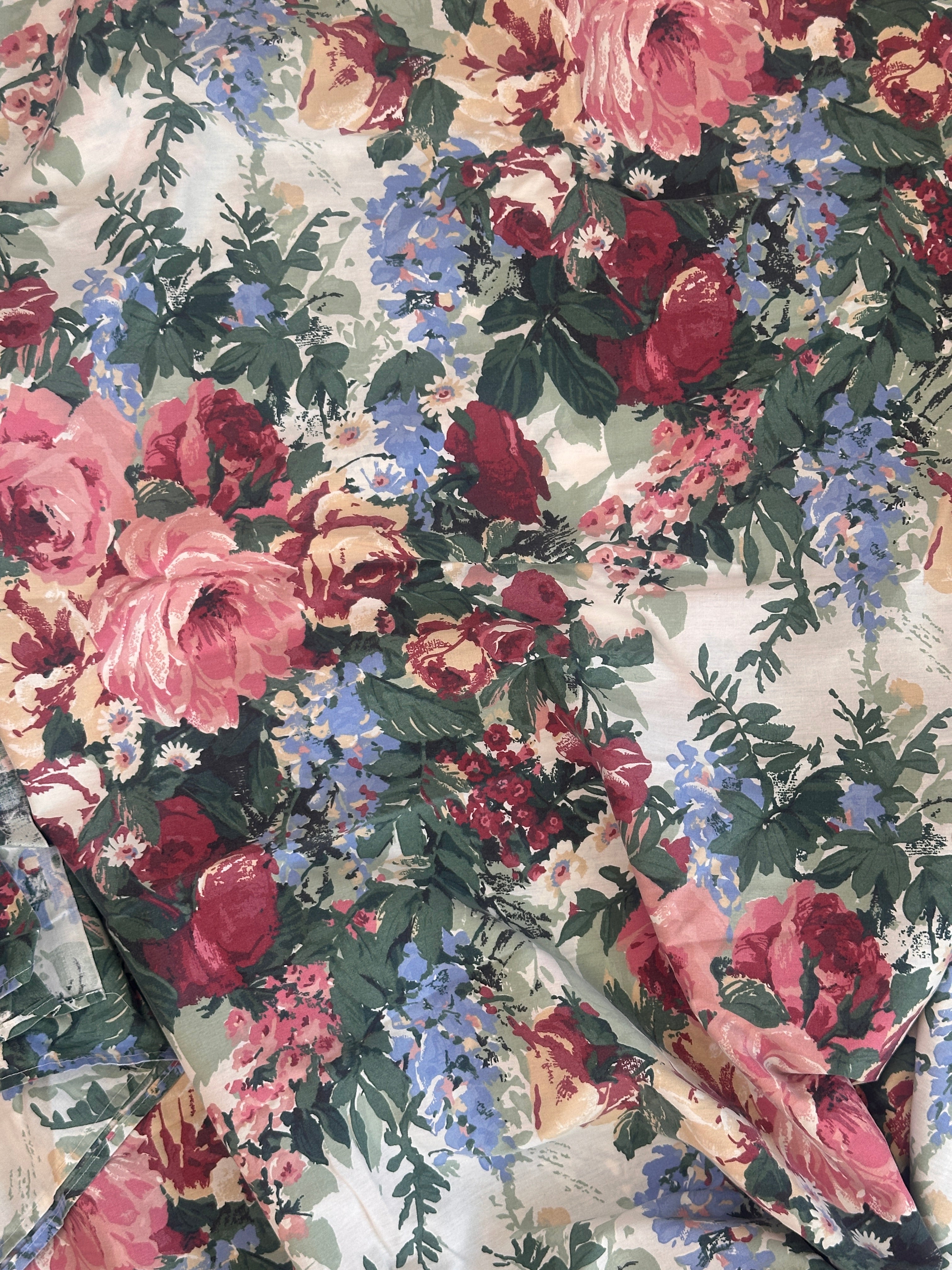 Summer Floral 3 - Vintage Fabric - Size: 72"x92"
